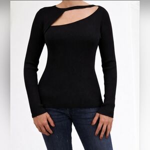 NWT $89 CYRUS Cutout Womens Knit Black Ribbed Sweater Keyhole Stretch Sz L